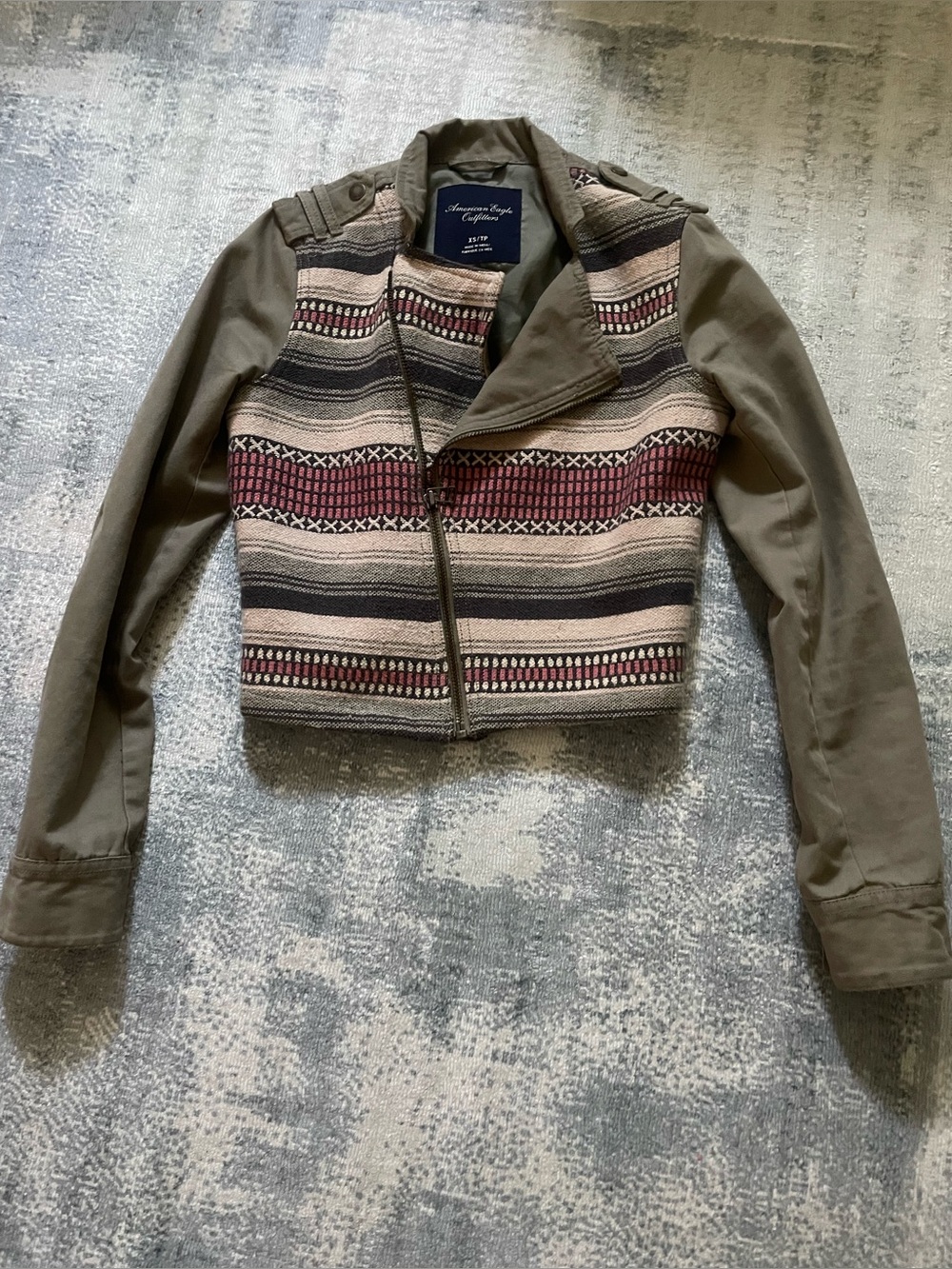 American Eagle Outfitters Olive & Maroon Patterned Cropped Jacket